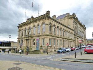 Gunshots fired in Huddersfield as three men are arrested for attempted murder